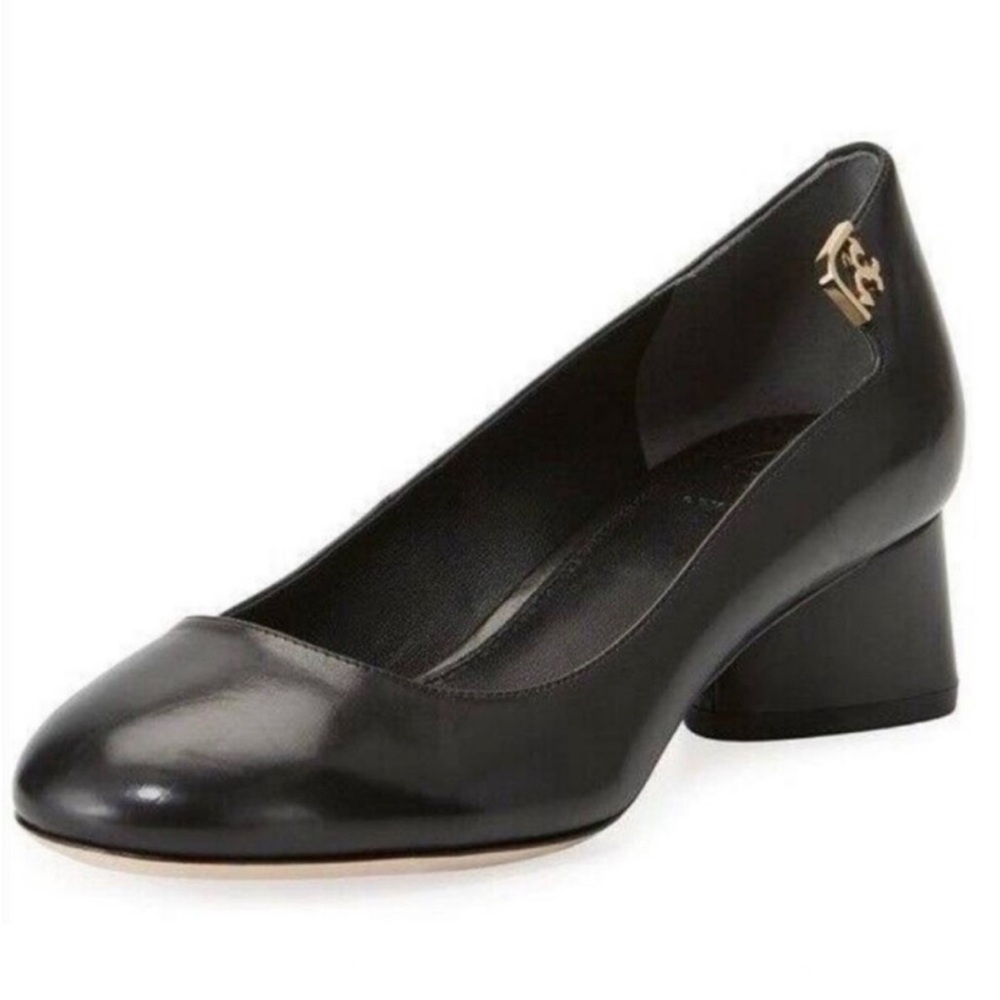 TORY BURCH Elizabeth Black Leather Round Toe Pump  2“ Heel Size 7.5 MSRP $425